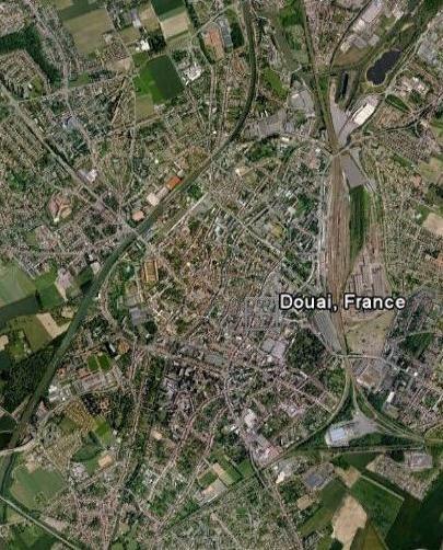 Vue aérienne de Douai, GoogleEarth, 28/06/2010.