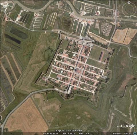 Vue aérienne de Brouage, GoogleEarth, 18/07/2010.
