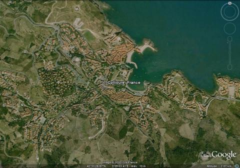 Vue aérienne de Collioure, GoogleEarth, 24/07/2010.
