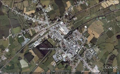 Vue aérienne de Landrecies, GoogleEarth, 09/08/2010.